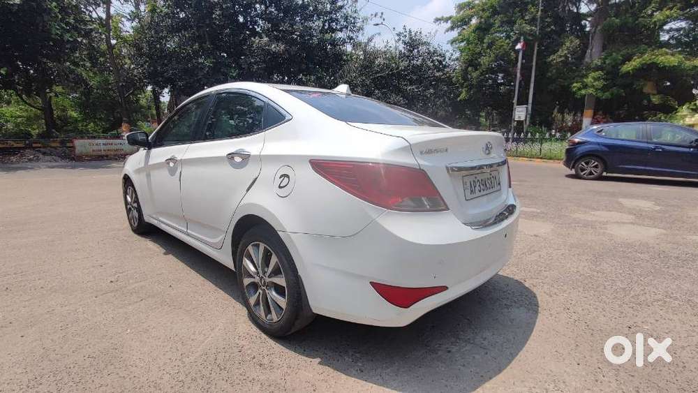 Hyundai Verna 1.6 Sx (o) Crdi, 2016, Diesel