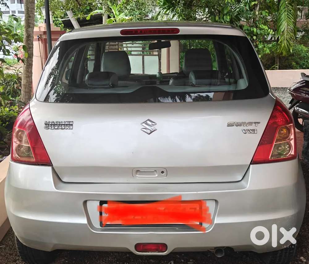 Maruti Suzuki Swift Vxi 2010,