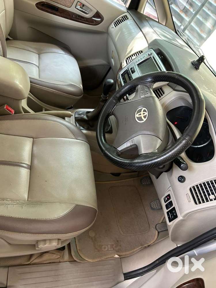 Toyota Innova 2013 Diesel Well Maintained