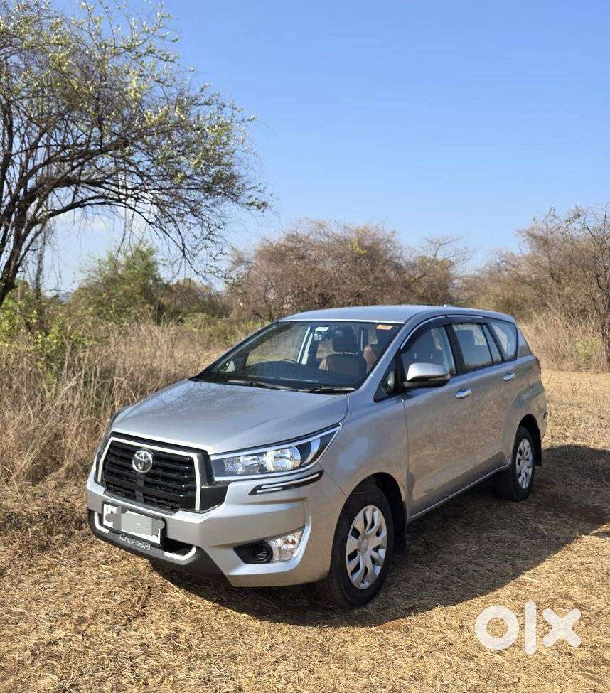 Toyota Innova Crysta [2020-ongoing] 2.4 Gx 7 Str, 2026, Diesel