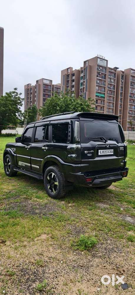 Mahindra Scorpio Classic 2.2 S 11 Mt 7 Str, 2023, Diesel