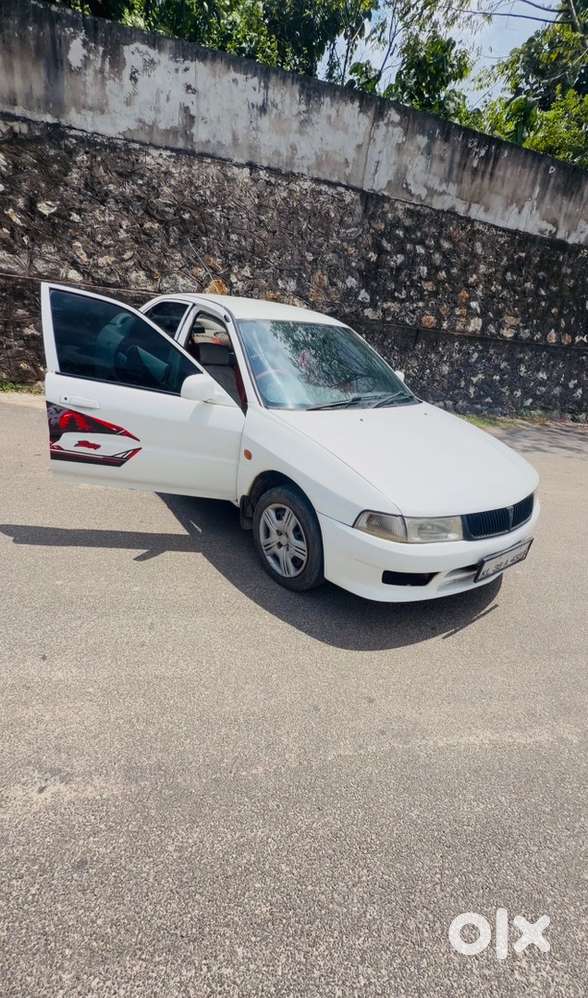 Mitsubishi Lancer Petrol 2005