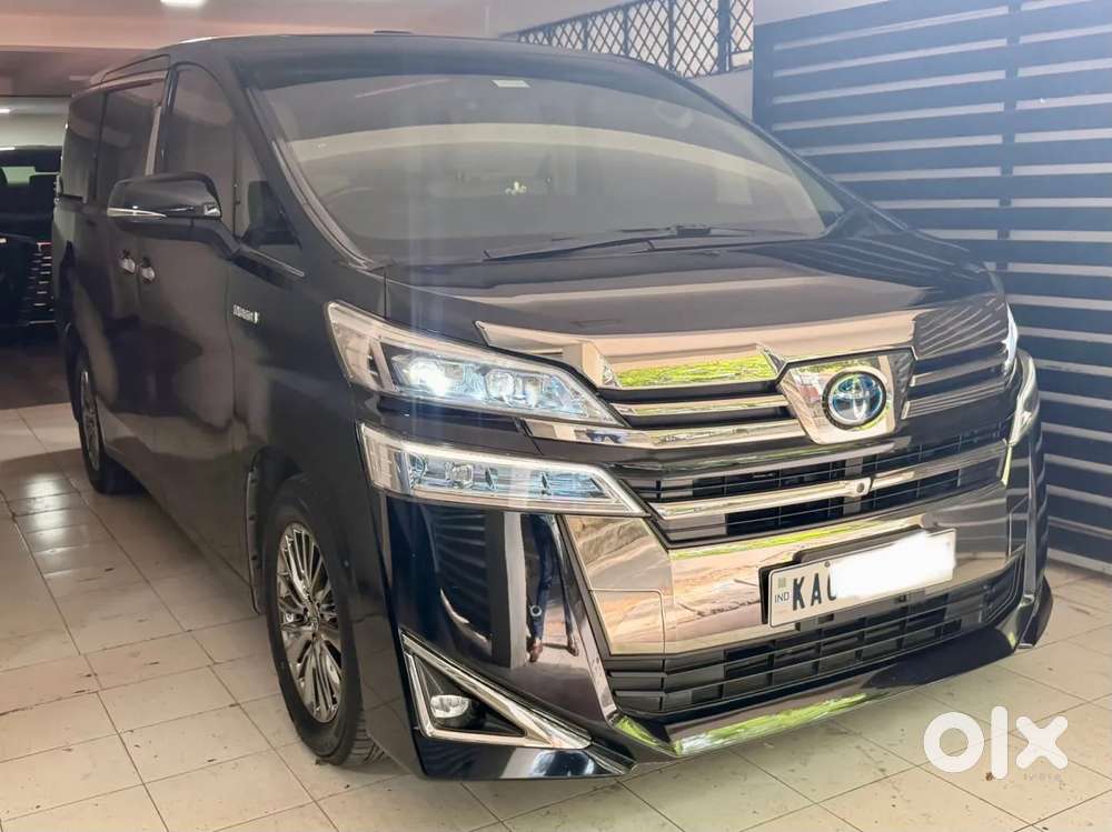 Toyota Vellfire, 2020, Petrol