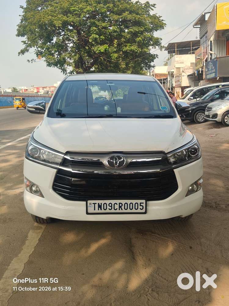 Toyota Innova Crysta 2.8z Automatic, 2016, Diesel