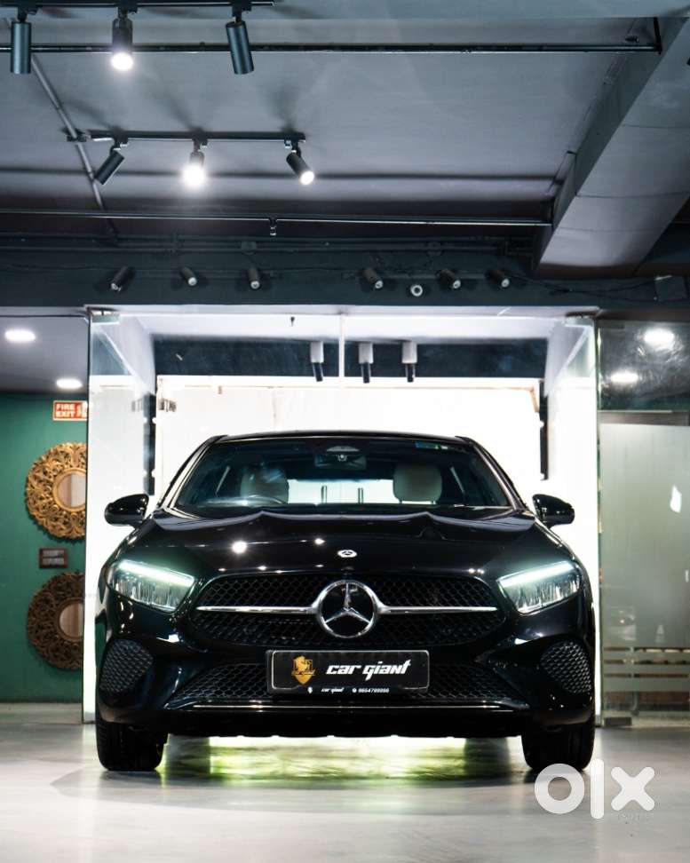 Mercedes-benz A-class Limousine 1.3 A 200, 2023, Petrol