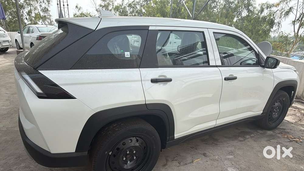 Maruti Suzuki Victoris Petrol 2026 Manual