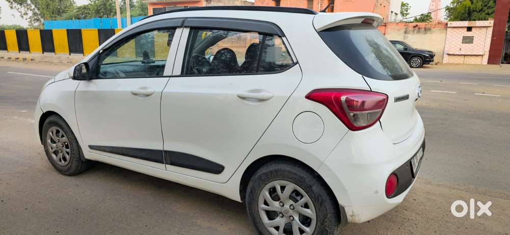 Hyundai Grand I10 1.2 Kappa Sportz Option, 2019, Cng & Hybrids