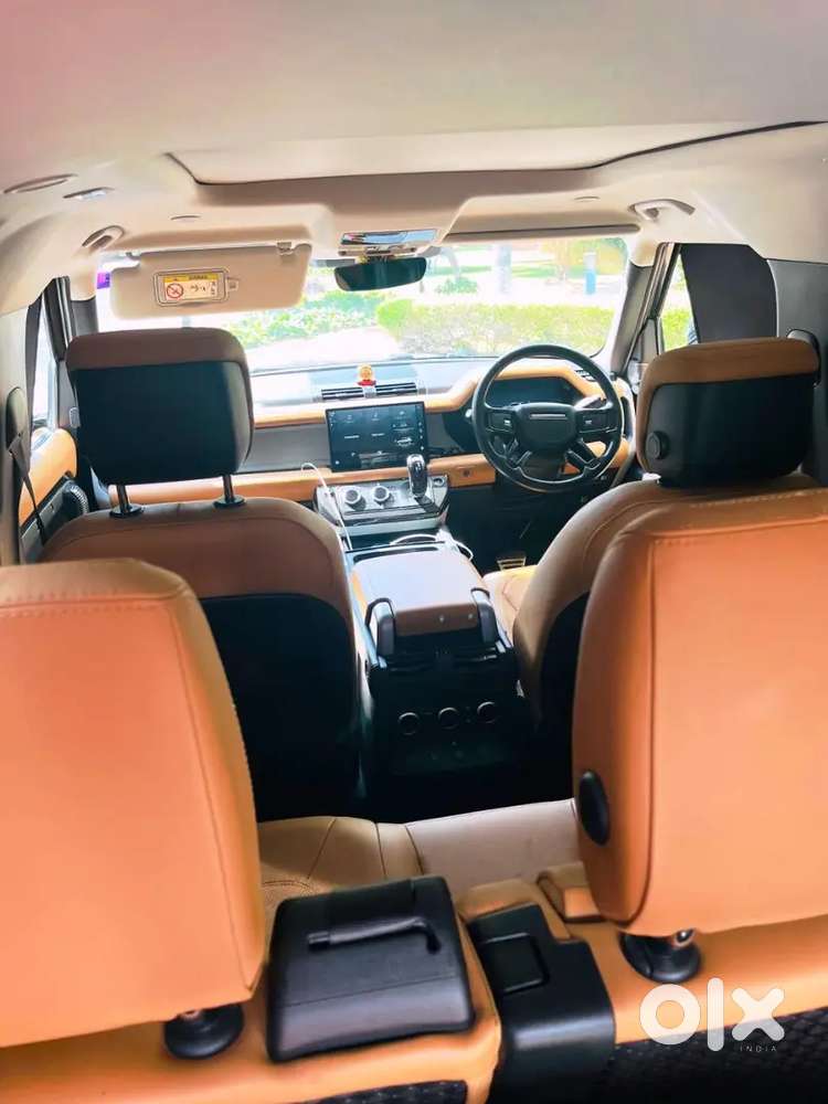 Land Rover Defender 2022