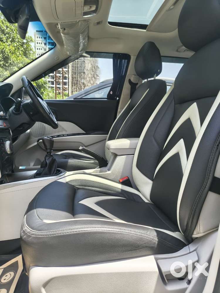 Mahindra Xuv300 W8 Option, 2022, Petrol