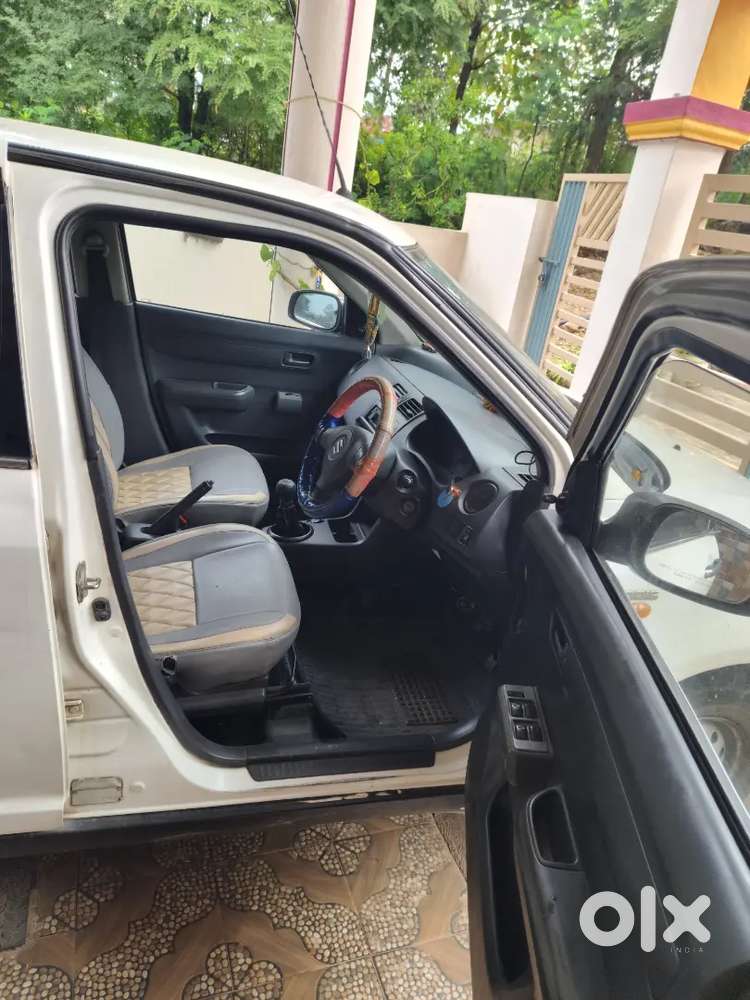Maruti Suzuki Dzire Tour 2016