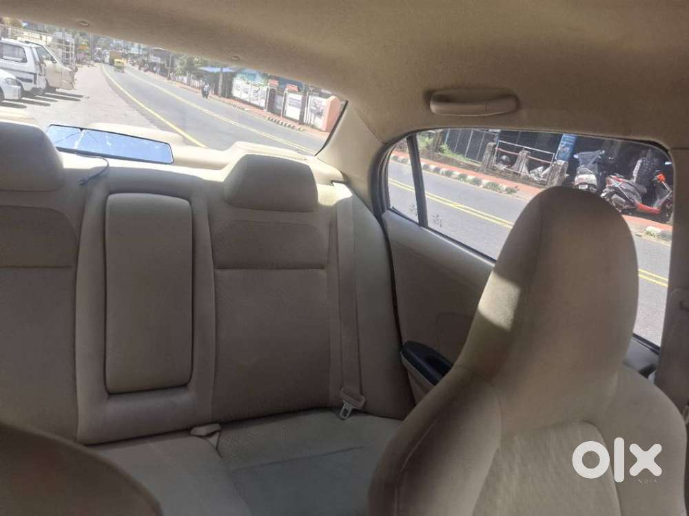 Honda Amaze, 2015