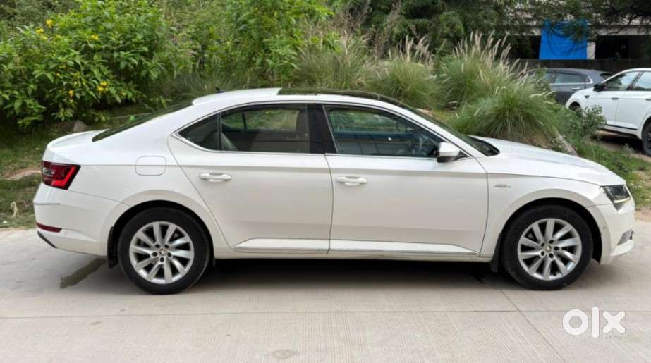 Skoda Superb 2.0 L&k Tsi At, 2019, Petrol