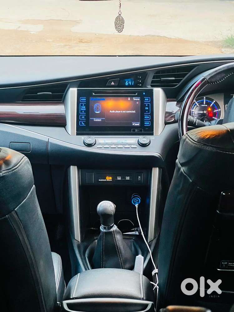 Toyota Innova Crysta 2017