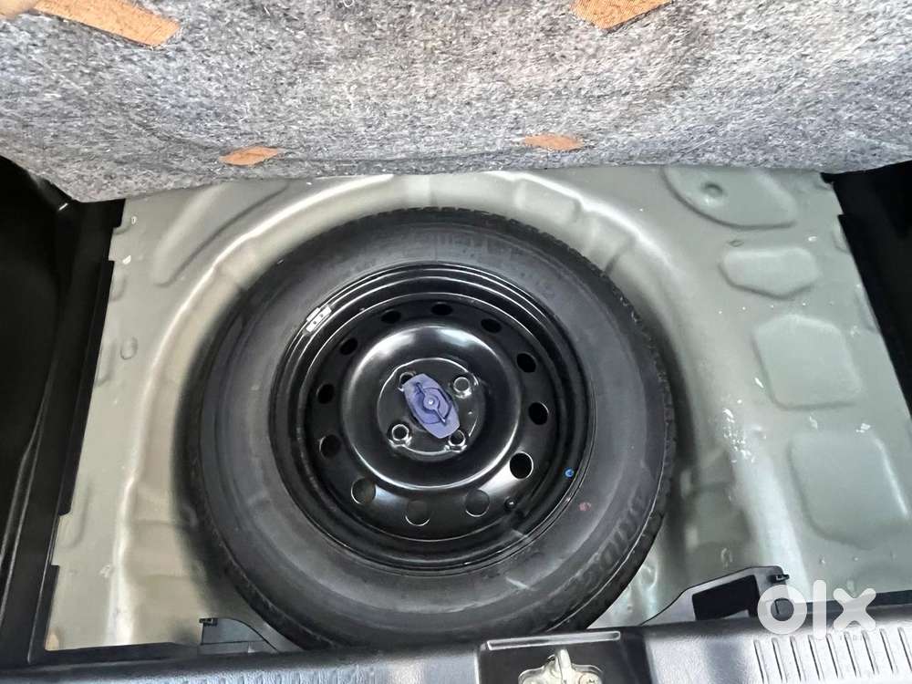 Maruti Suzuki Swift Vxi + Manual, 2021, Petrol