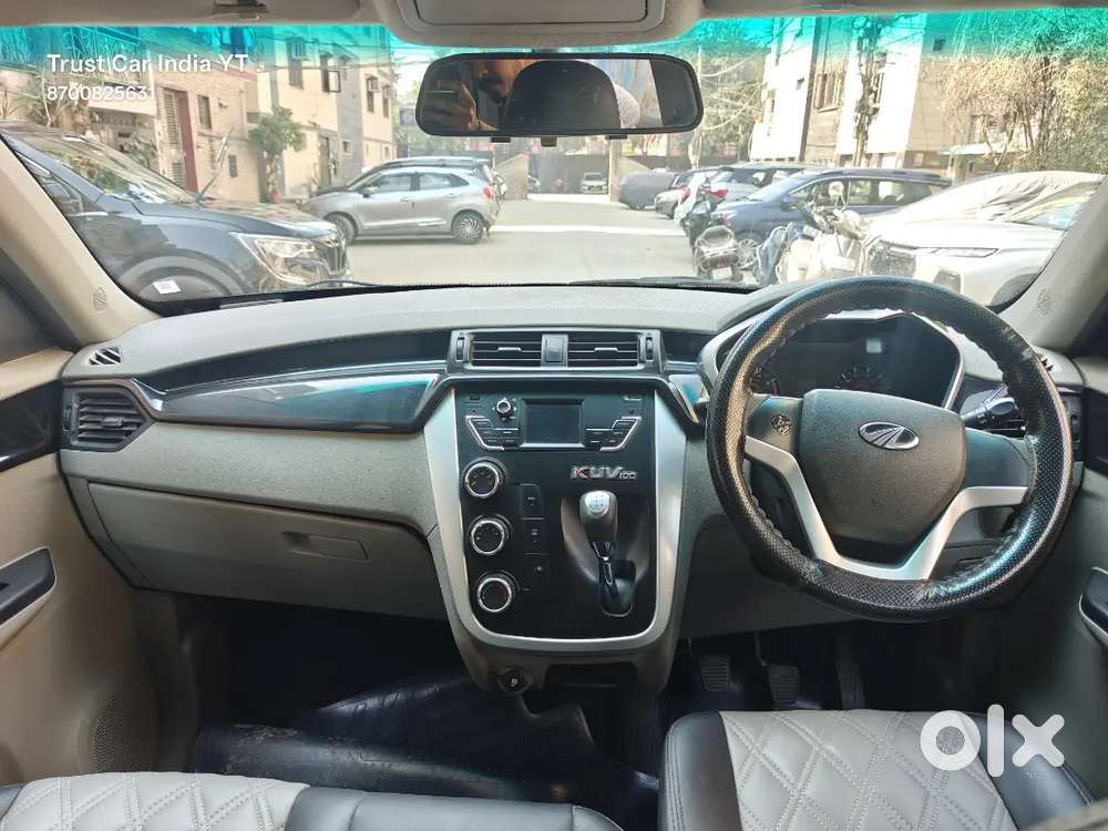 Mahindra Kuv 100