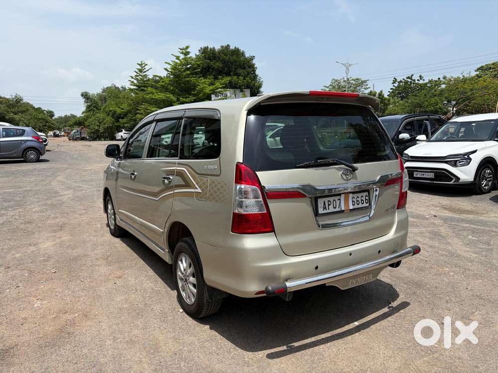 Toyota Innova 2.5 G (diesel) 7 Seater, 2014, Diesel