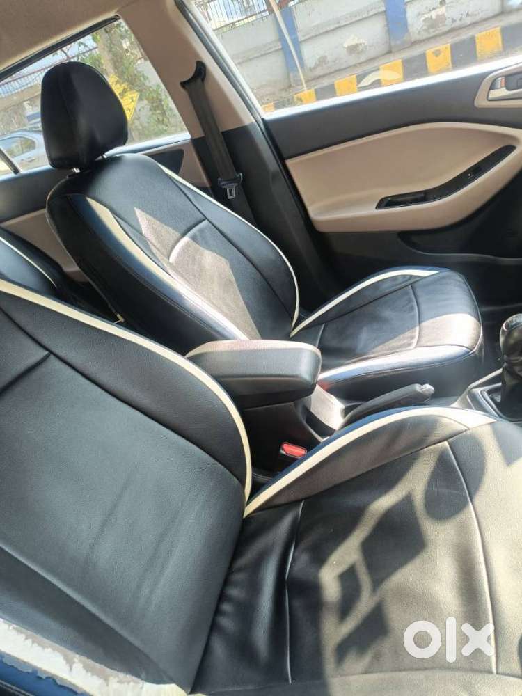 Hyundai I20 Sportz 1.2 Mt Dual Tone, 2015, Cng & Hybrids