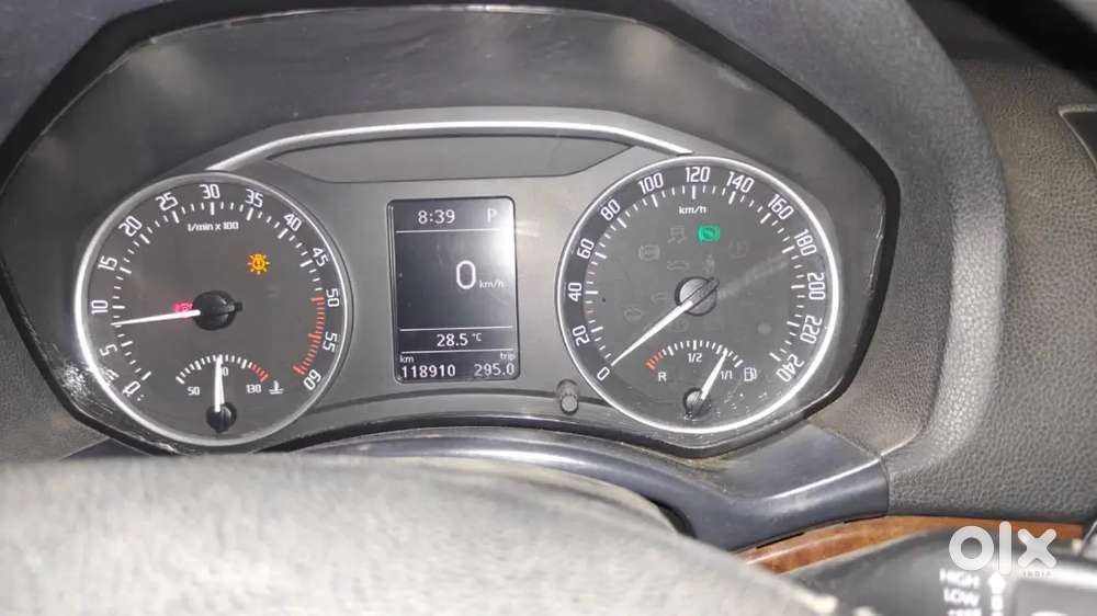 Skoda Laura 2.0l Diesel 2013 Automatic
