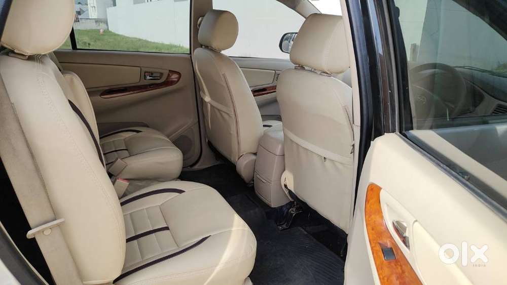 Toyota Innova 2.5 V 7 Str, 2008, Diesel