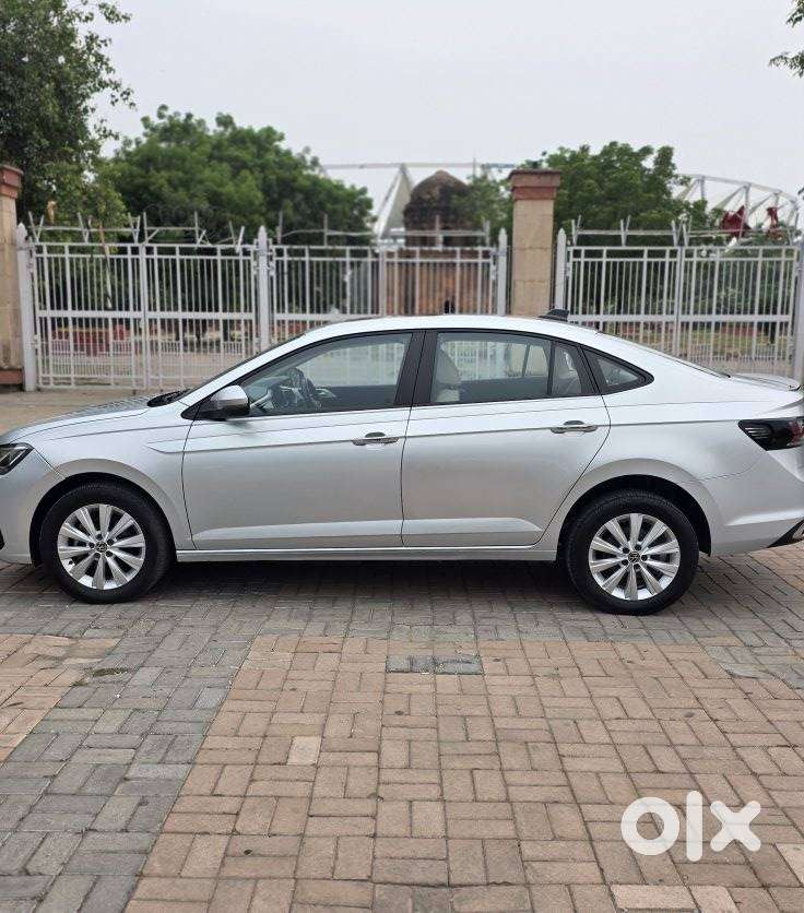 Volkswagen Virtus Highline Plus 1.0 Tsi At, 2024, Petrol
