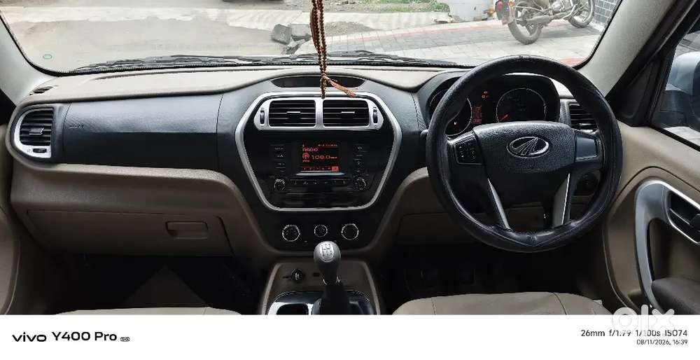 Mahindra Tuv 300 2018