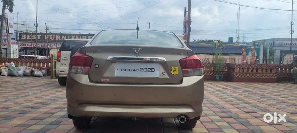 Automatic Car, Full Condition, New Tyre,ac Working, Insurance Live,