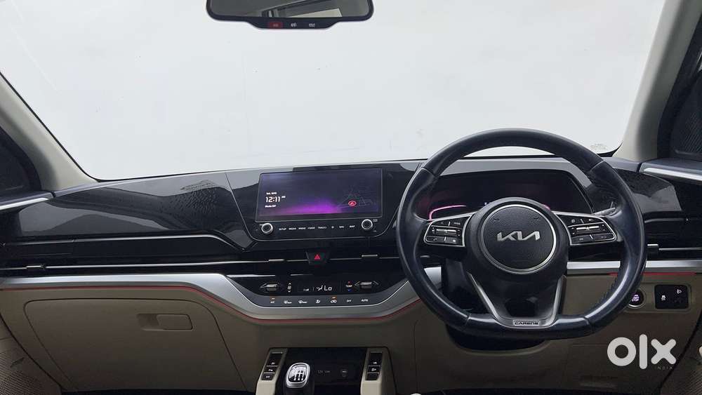 Kia Carens 1.4 Luxury Plus 6 Str, 2022, Petrol