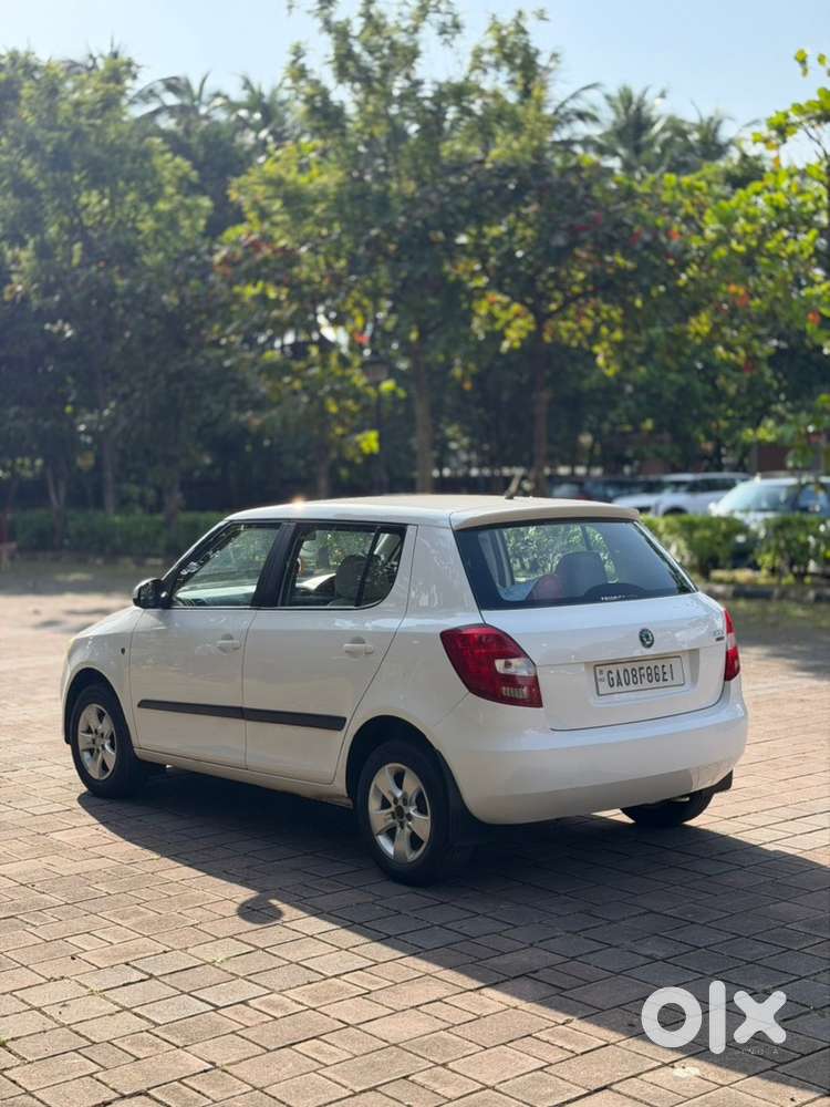 Skoda Fabia Petrol 2011