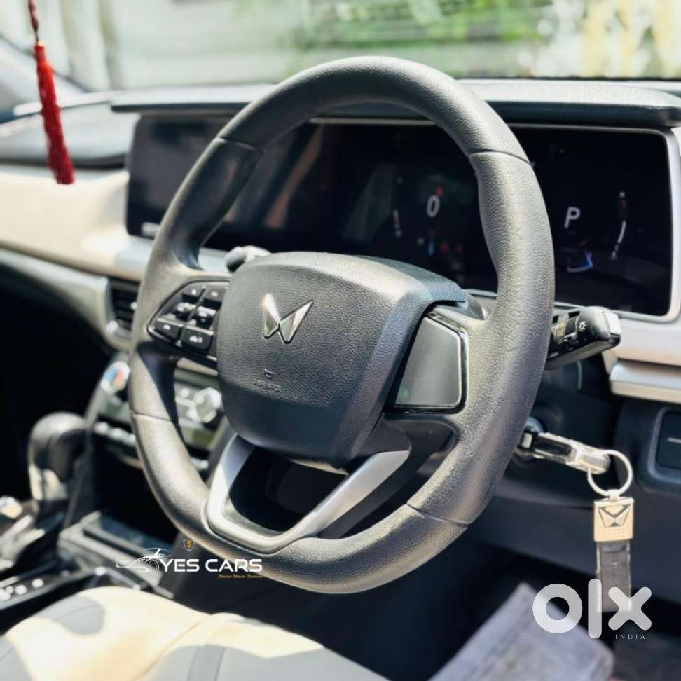Mahindra Xuv700 2.0 Ax 5 Petrol At Str, 2022, Diesel