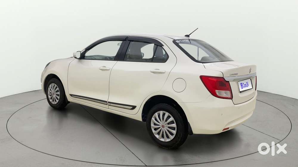 Maruti Suzuki Swift Dzire 1.2 Vxi Bsiv, 2022, Petrol