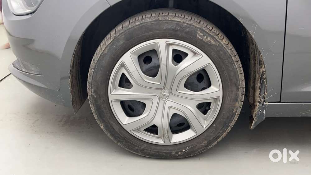 Tata Altroz 1.2 Xt, 2022, Petrol