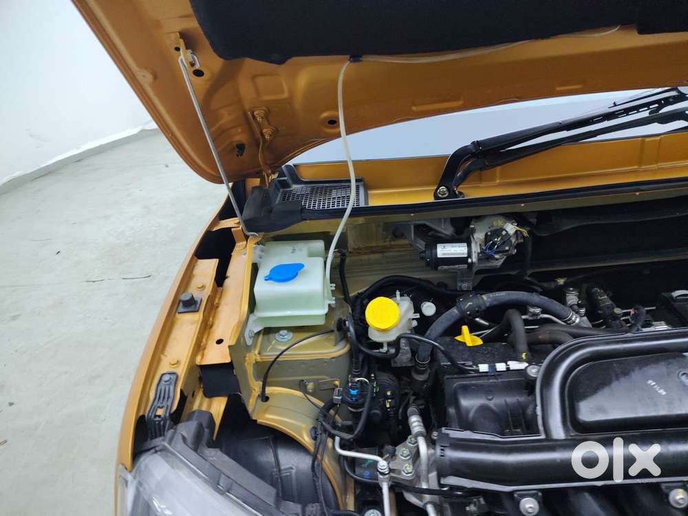 Renault Kwid 1.0 Climber (o) Dual Tone, 2024, Petrol
