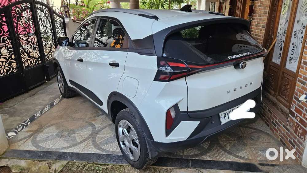 Tata Nexon 2024 Petrol 19000 Km Driven