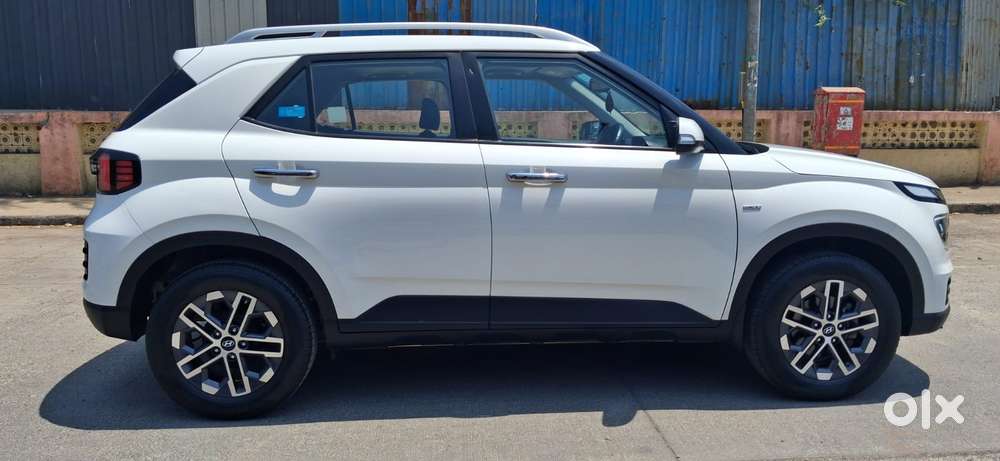 Hyundai Venue 1.0 Sx (o) Turbo Dct, 2022, Petrol