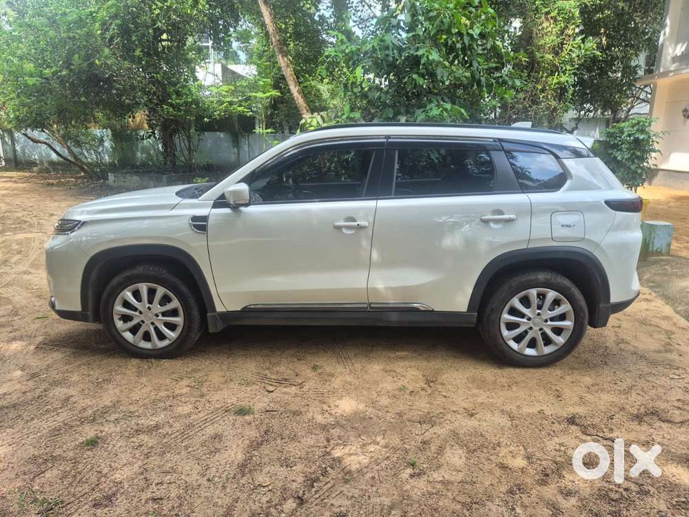 Toyota Urban Cruiser Hyryder Petrol 2026