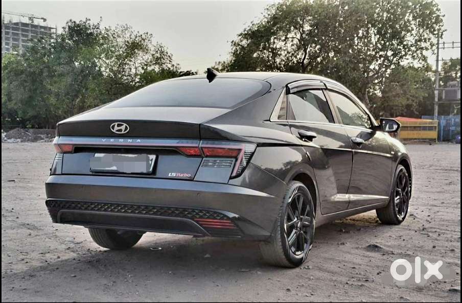 Hyundai Verna 1.5 Sx (o) Turbo Petrol Mt, 2023, Petrol