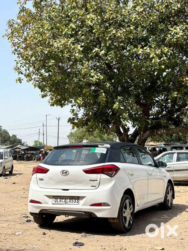 Hyundai I20 2015 Cng & Hybrids 820000 Km Driven