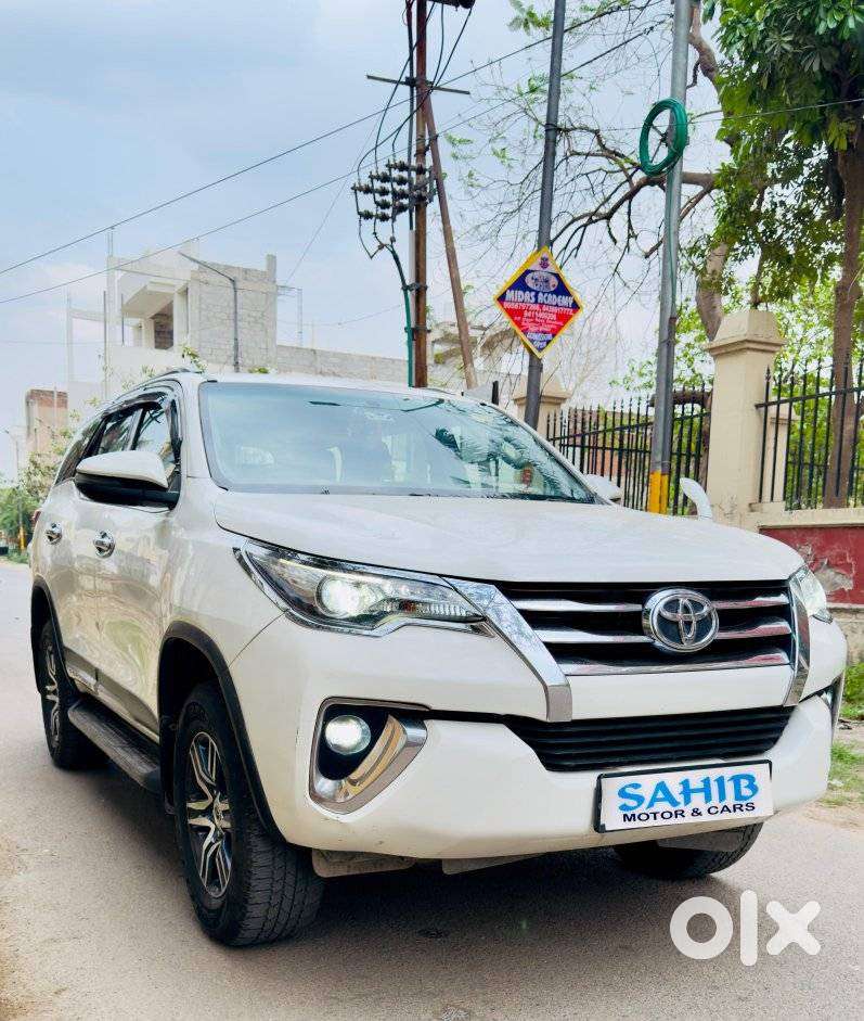 Toyota Fortuner 2.8 2wd Mt, 2017, Diesel