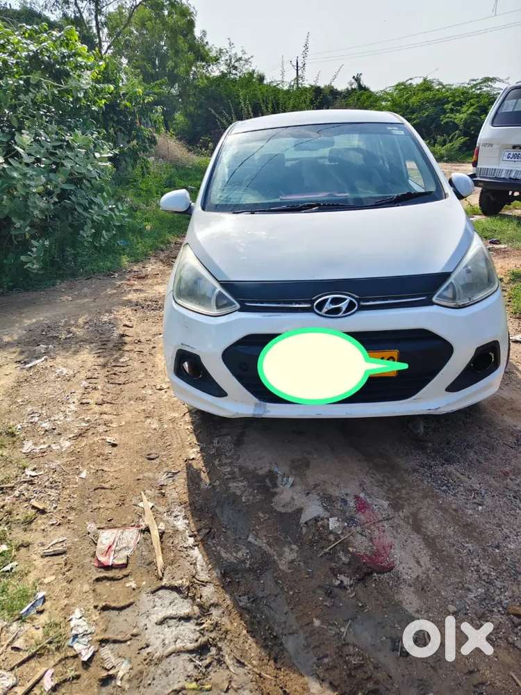 Hyundai Xcent 2015 Model