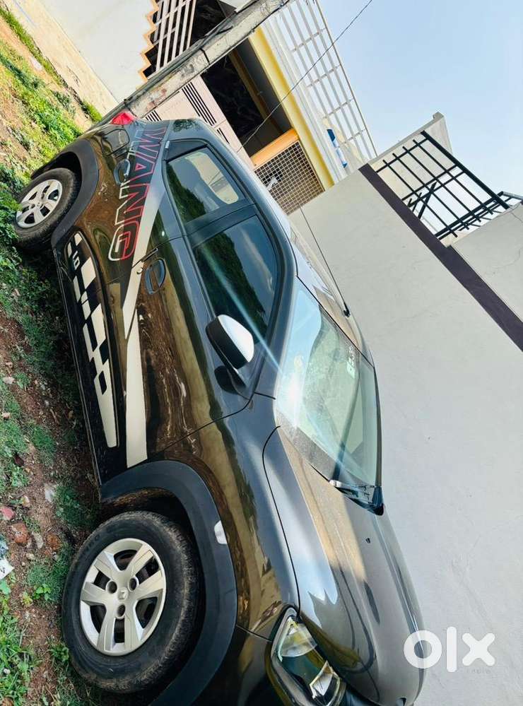 Renault Kwid 2017 Petrol Well Maintained