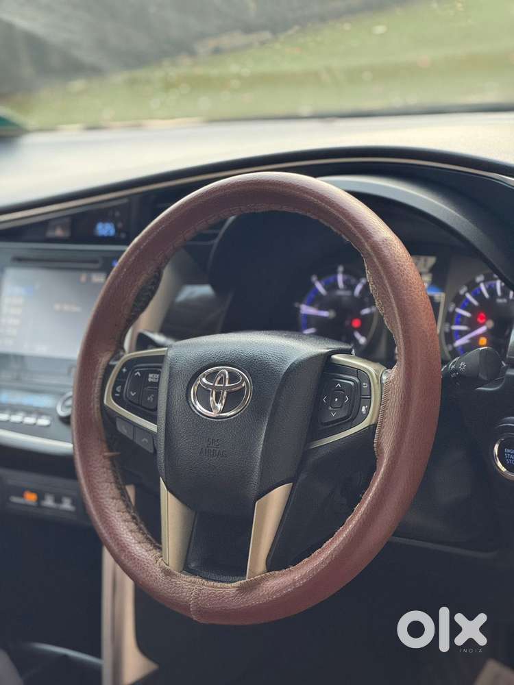 Toyota Innova Crysta 2.8 Z, 2016, Diesel