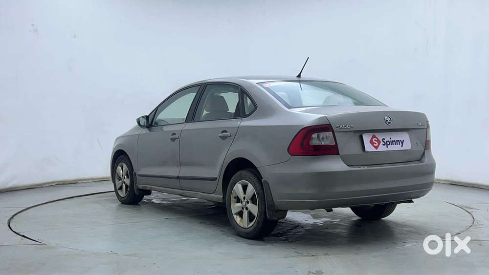 Skoda Rapid [ ] 1.6 Mpi Style Plus, 2016, Petrol