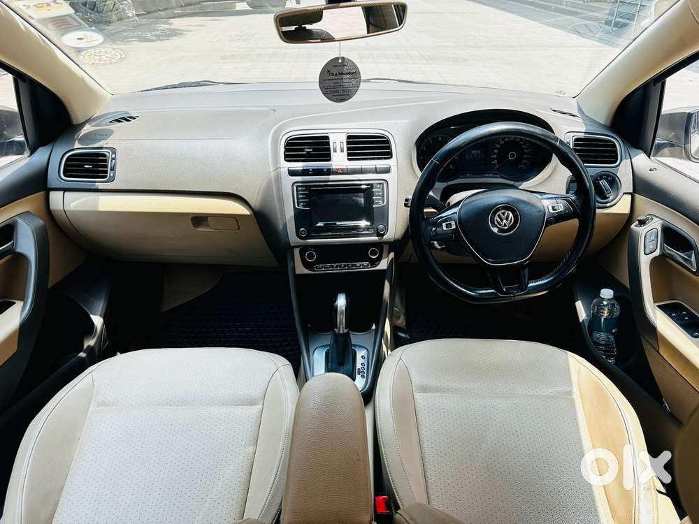Volkswagen Vento 1.2 Tsi Highline Plus At, 2017, Petrol