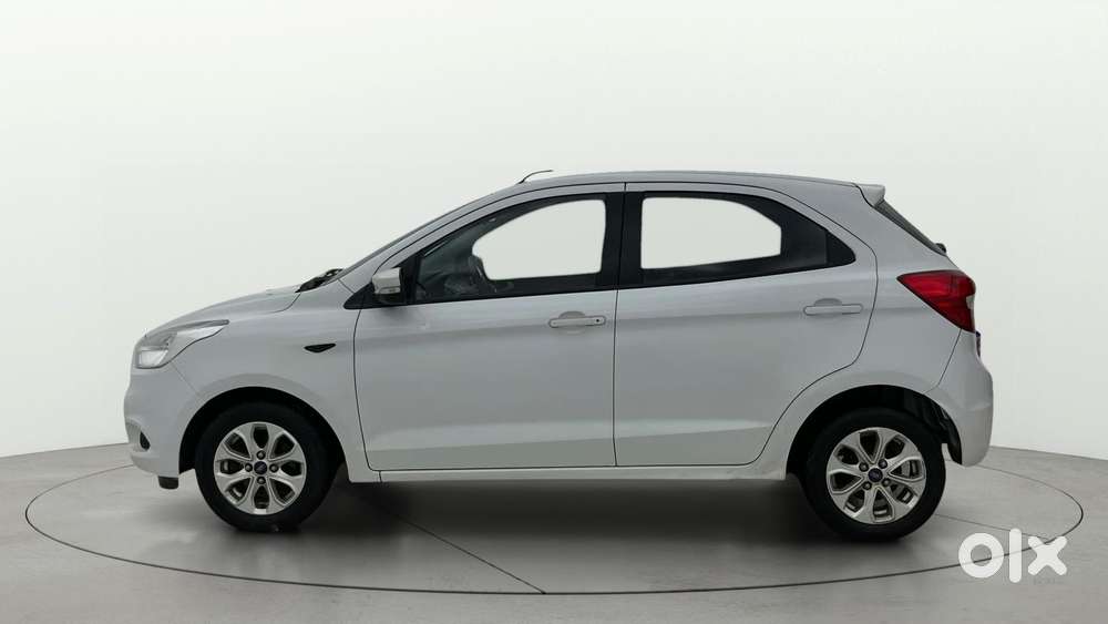 Ford Figo Petrol Titanium, 2017, Petrol