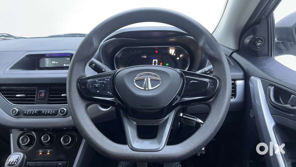Tata Nexon 1.2 Revotron Xm (s), 2023, Petrol