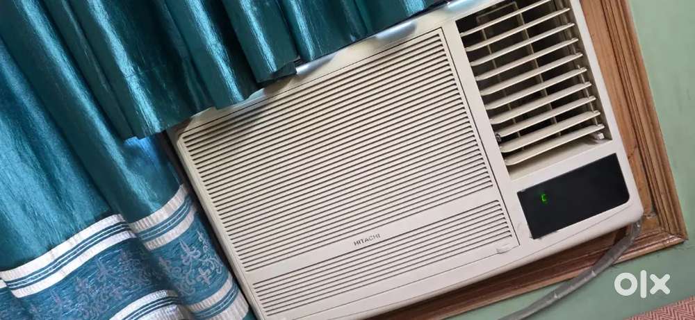 Hitachi 1.5 Ton Window AC – Good Condition  Ready to Use