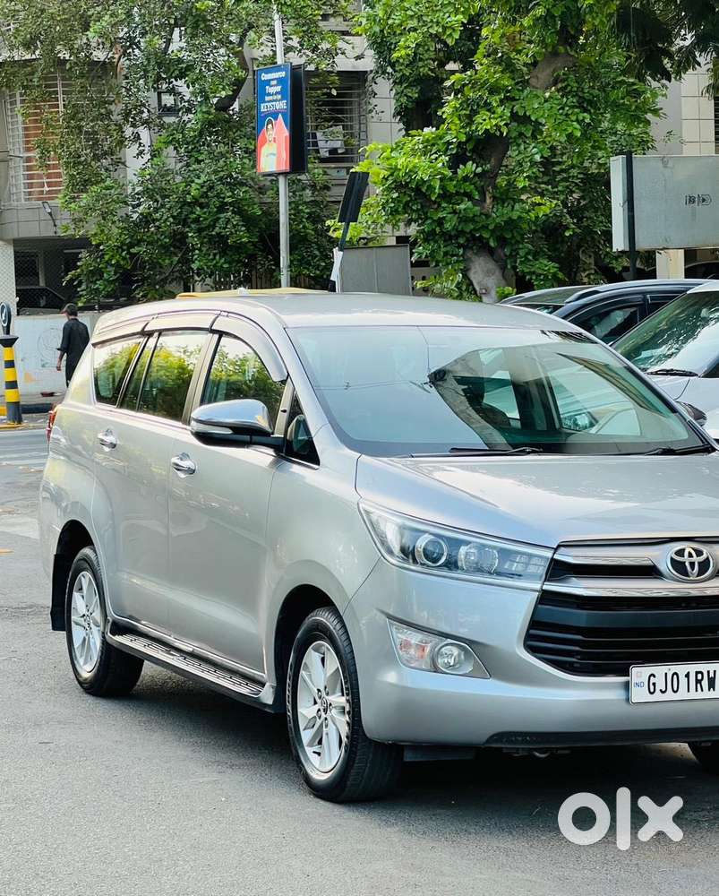 Toyota Innova Crysta 2.4 V 8 Str, 2017, Diesel