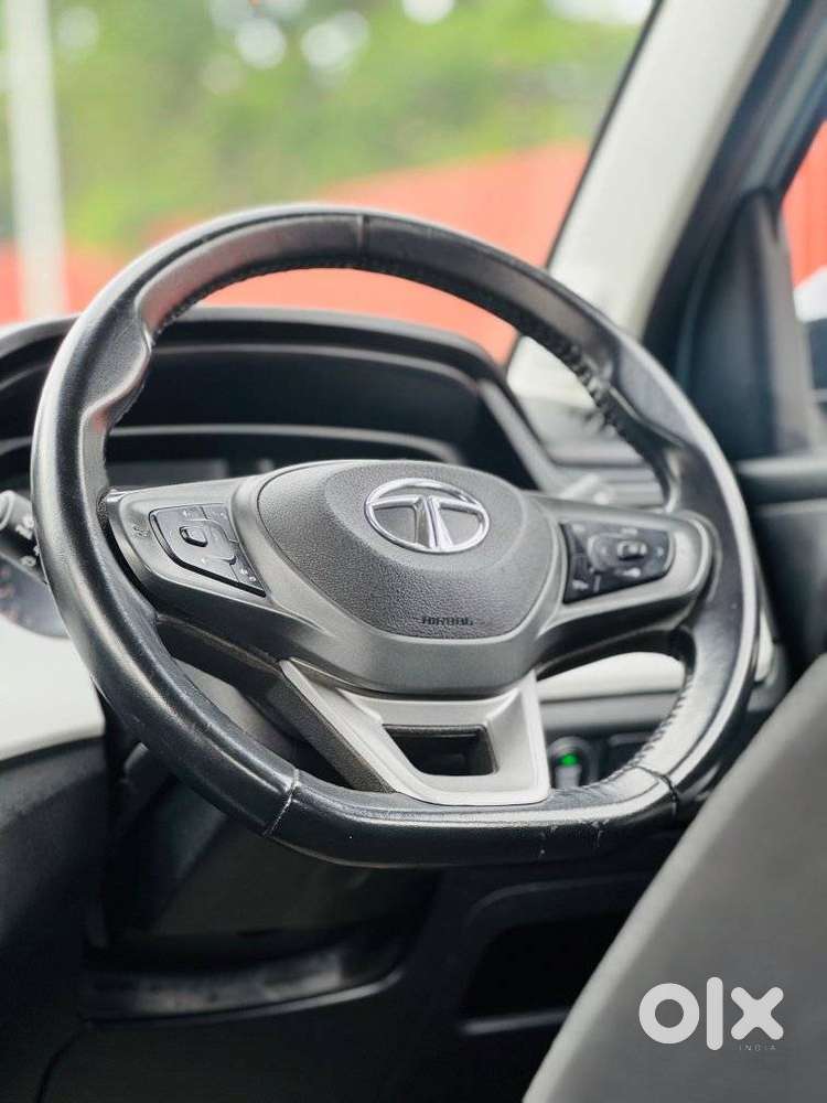 Tata Punch Creative, 2023, Petrol
