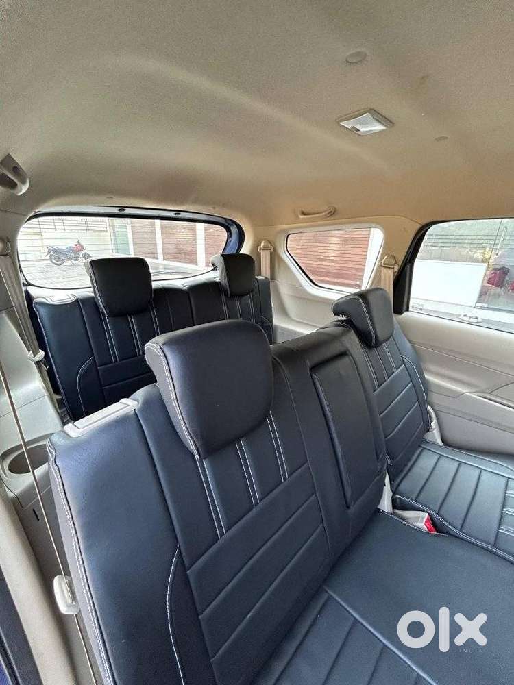 Toyota Rumion V Petrol Automatic Dual Tone, 2025, Petrol