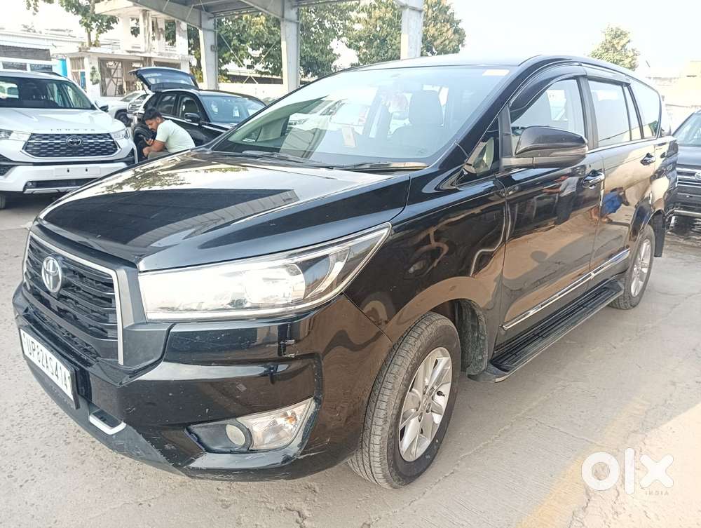 Toyota Innova Crysta